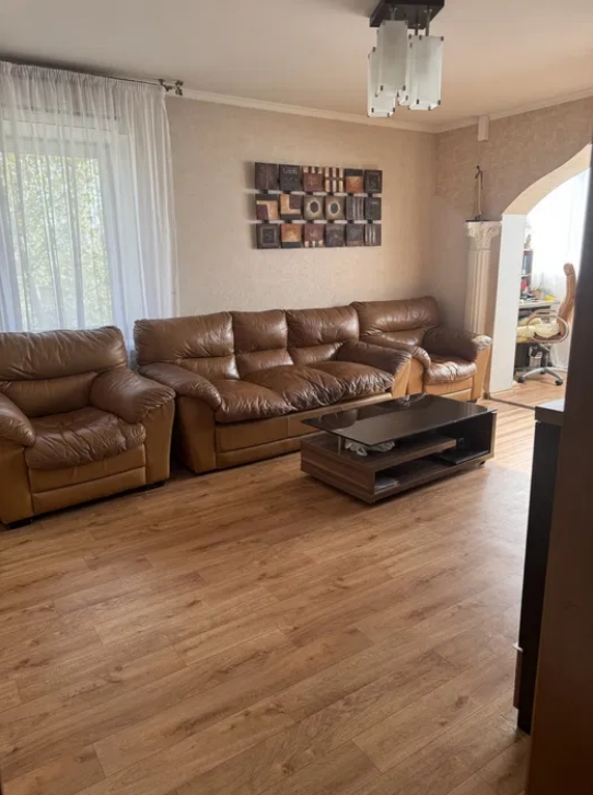 продажа трехкомнатной квартиры номер A-173823 в Киевском районе, фото номер 10